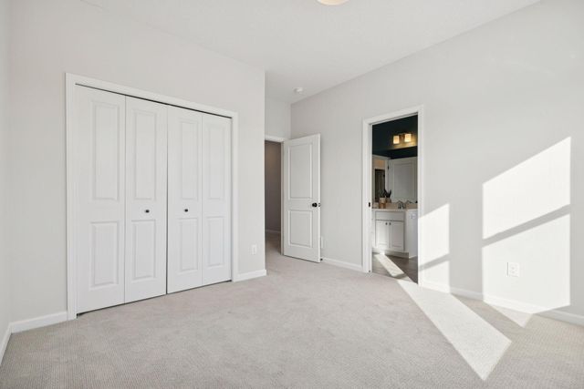 845 Juniper Circle N, Lake Elmo, MN 55042