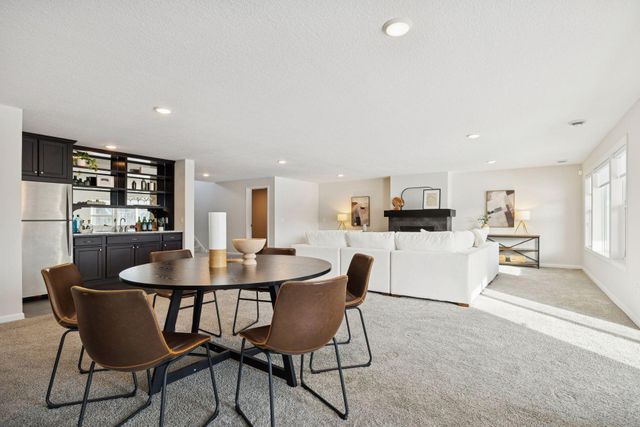 845 Juniper Circle N, Lake Elmo, MN 55042