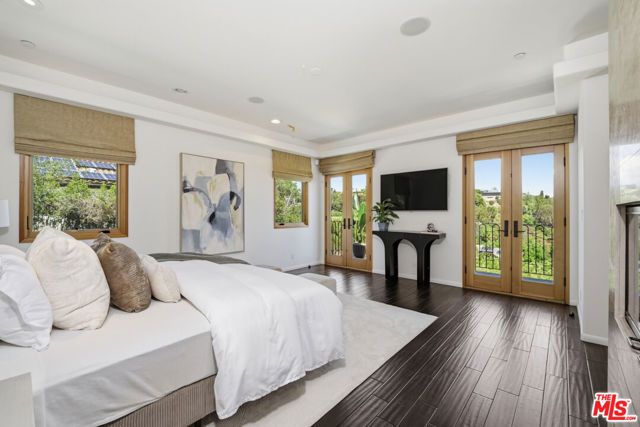 2636 Larmar Road, Los Angeles, CA 90068