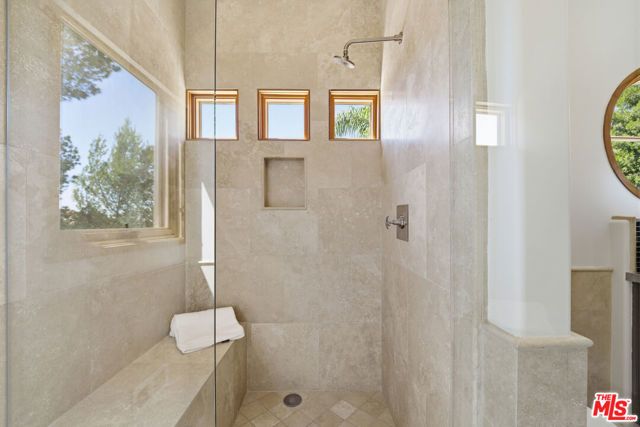 2636 Larmar Road, Los Angeles, CA 90068