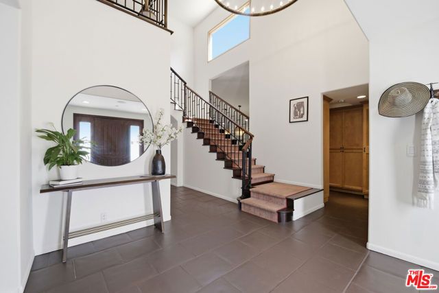 2636 Larmar Road, Los Angeles, CA 90068
