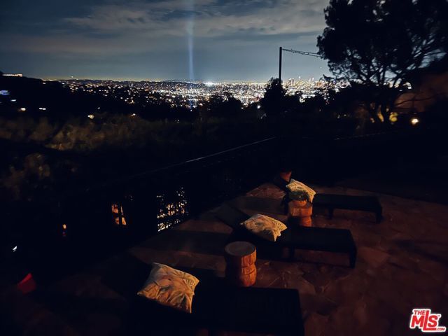 2636 Larmar Road, Los Angeles, CA 90068