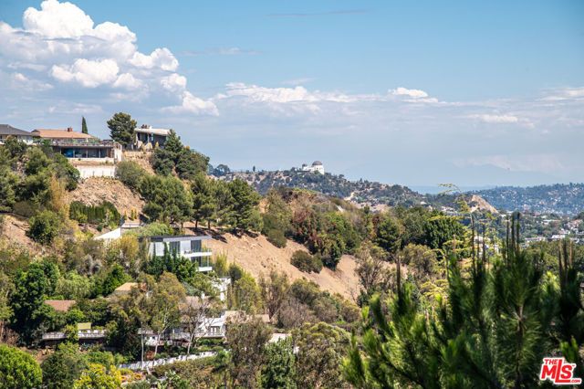2636 Larmar Road, Los Angeles, CA 90068
