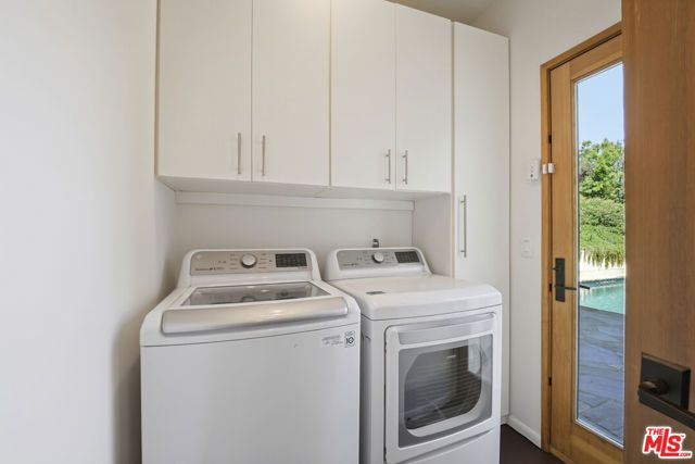 2636 Larmar Road, Los Angeles, CA 90068