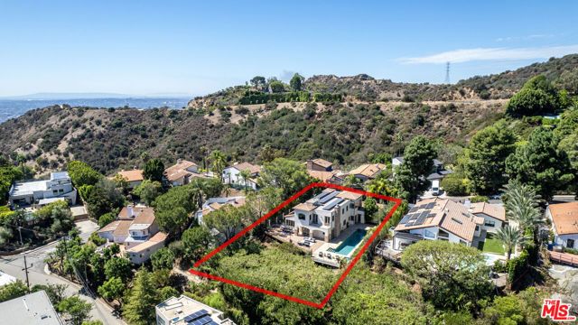 2636 Larmar Road, Los Angeles, CA 90068