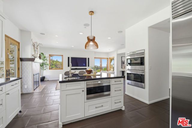 2636 Larmar Road, Los Angeles, CA 90068