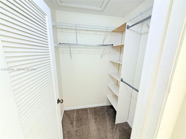 3453 NW 44th St 201, Oakland Park, FL 33309