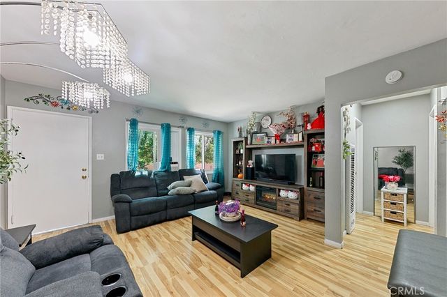 92 E Louise, Long Beach, CA 90805