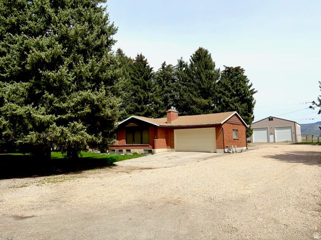 916 S 6800 E, Huntsville, UT 84317
