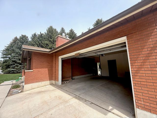 916 S 6800 E, Huntsville, UT 84317