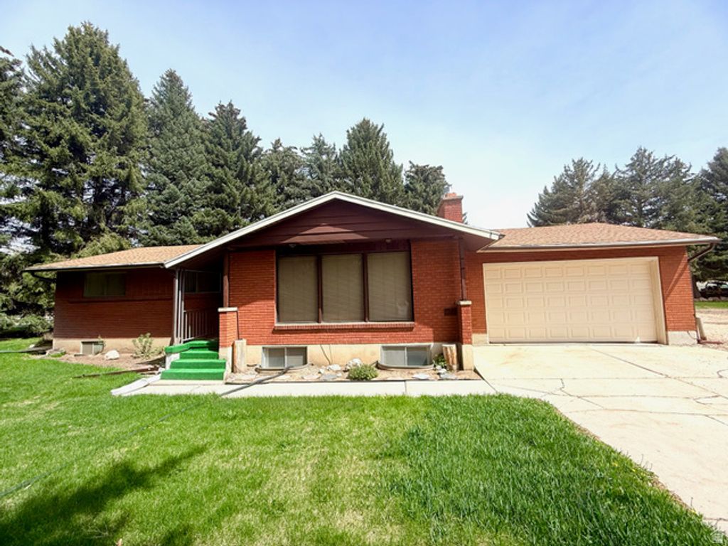 916 S 6800 E, Huntsville, UT 84317