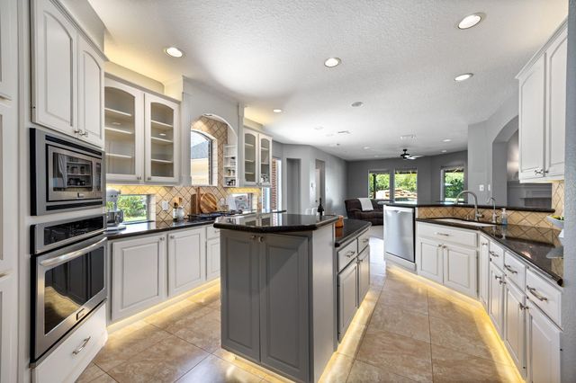 3110 Waters Lake Bend, Missouri City, TX 77459