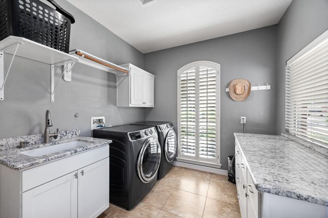3110 Waters Lake Bend, Missouri City, TX 77459