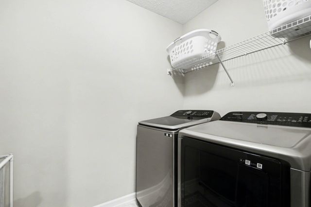 849 Waters Bluff Drive Se, Gaines Twp, MI 49315