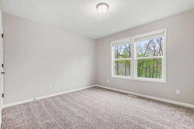 849 Waters Bluff Drive Se, Gaines Twp, MI 49315