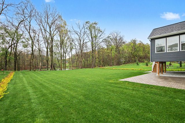 849 Waters Bluff Drive Se, Gaines Twp, MI 49315