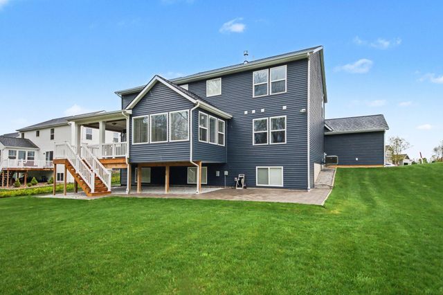 849 Waters Bluff Drive Se, Gaines Twp, MI 49315