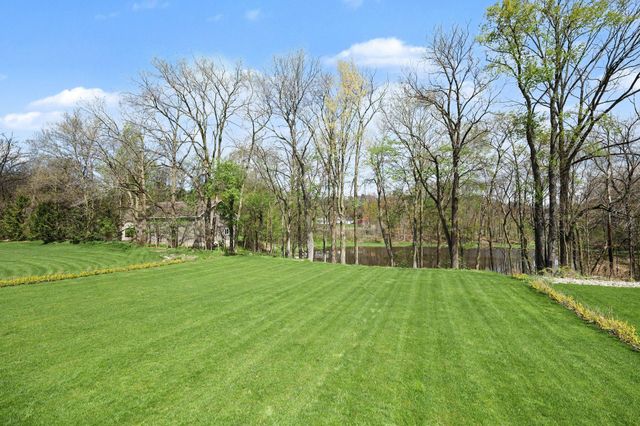 849 Waters Bluff Drive Se, Gaines Twp, MI 49315