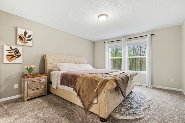 849 Waters Bluff Drive Se, Gaines Twp, MI 49315