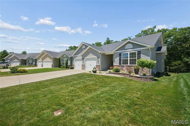 511 Indian Lake Drive, Wright City, MO 63390