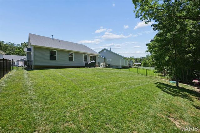 511 Indian Lake Drive, Wright City, MO 63390