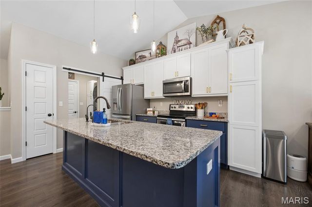 511 Indian Lake Drive, Wright City, MO 63390