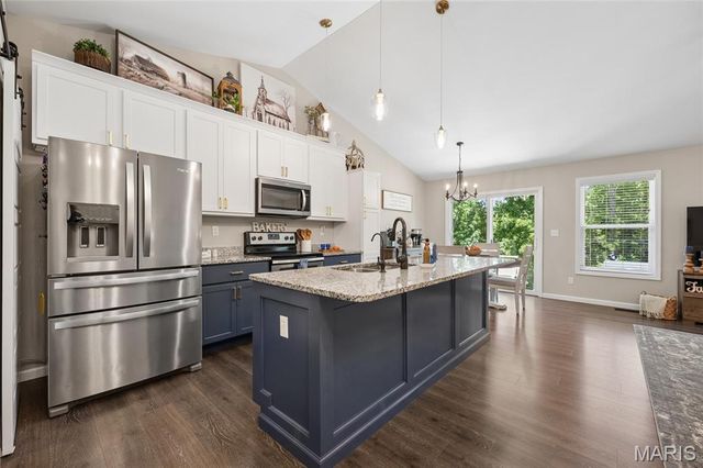 511 Indian Lake Drive, Wright City, MO 63390