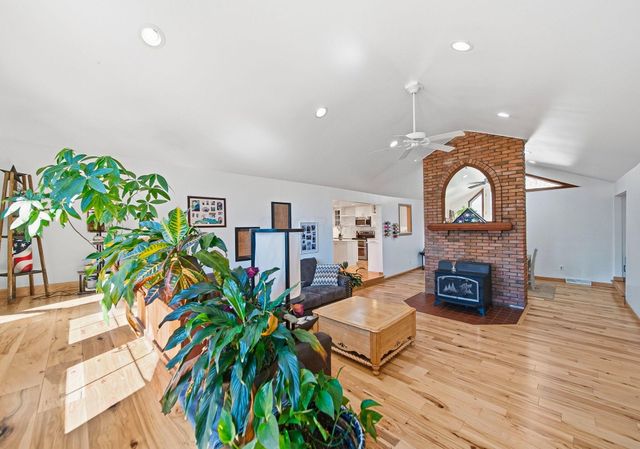 2412 Audrey Drive E, Newark, OH 43055