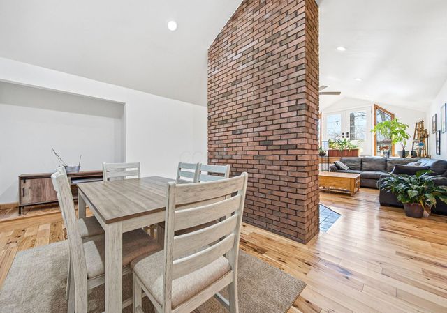 2412 Audrey Drive E, Newark, OH 43055