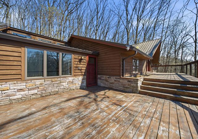 2412 Audrey Drive E, Newark, OH 43055