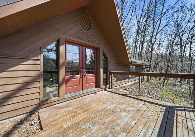 2412 Audrey Drive E, Newark, OH 43055