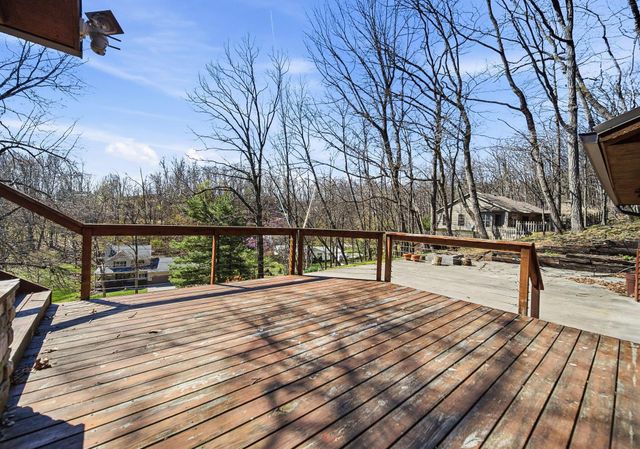 2412 Audrey Drive E, Newark, OH 43055