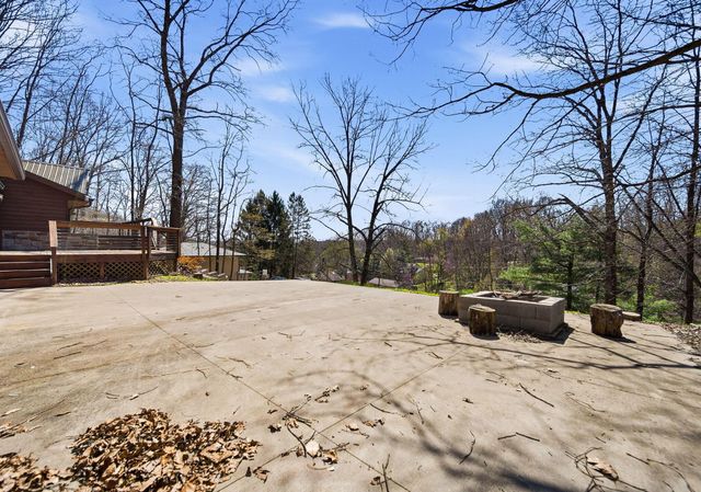 2412 Audrey Drive E, Newark, OH 43055