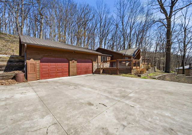 2412 Audrey Drive E, Newark, OH 43055