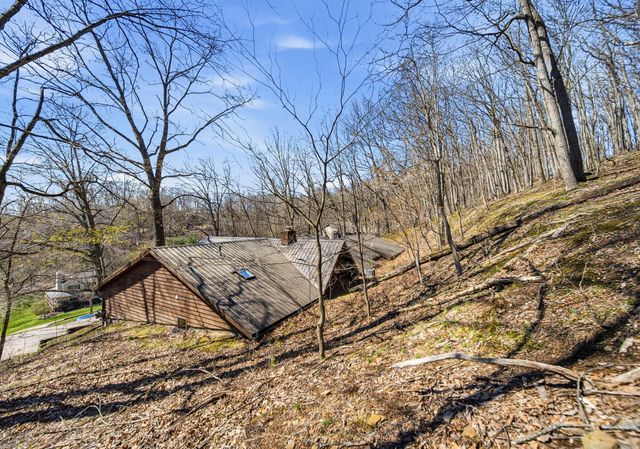2412 Audrey Drive E, Newark, OH 43055