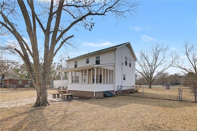 5725 McDonald Road, Parkton, NC 28371