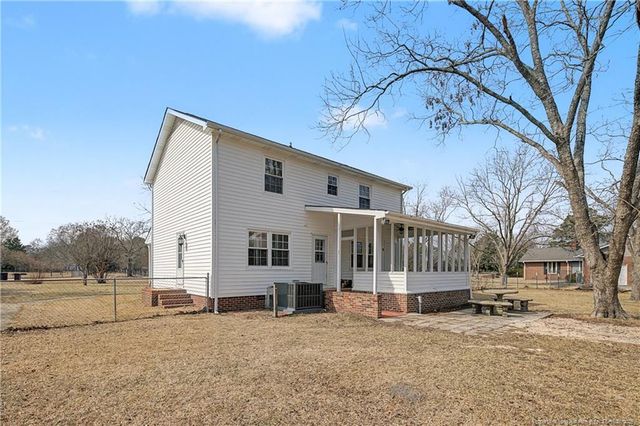 5725 McDonald Road, Parkton, NC 28371