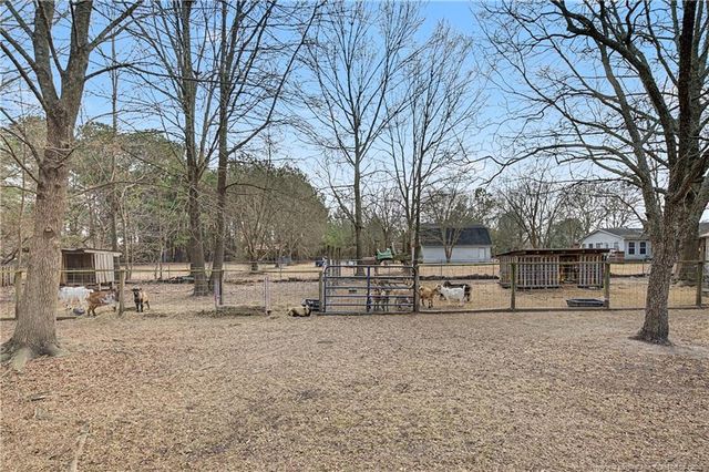 5725 McDonald Road, Parkton, NC 28371