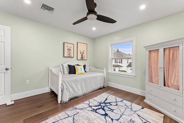 15 King Ave, Medford, MA 02155