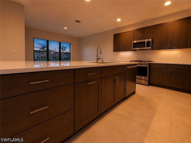 20921 Thistle Leaf LN, Estero, FL 33928