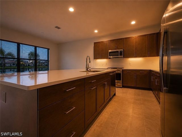 20921 Thistle Leaf LN, Estero, FL 33928