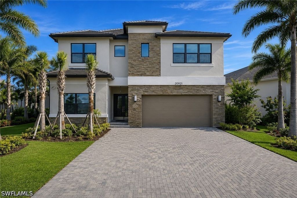 20921 Thistle Leaf LN, Estero, FL 33928
