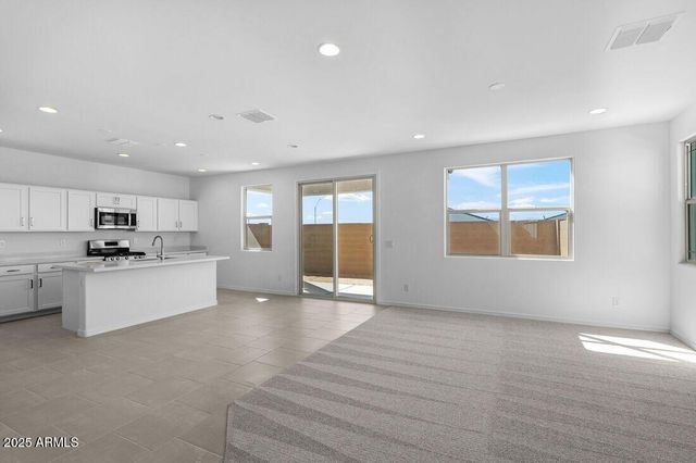 25161 N 165TH Avenue, Surprise, AZ 85387