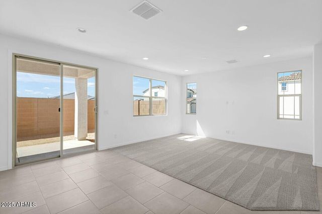 25161 N 165TH Avenue, Surprise, AZ 85387