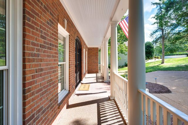 521 Grand Oaks Dr, Brentwood, TN 37027