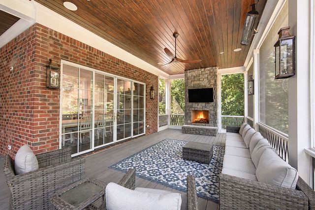 521 Grand Oaks Dr, Brentwood, TN 37027