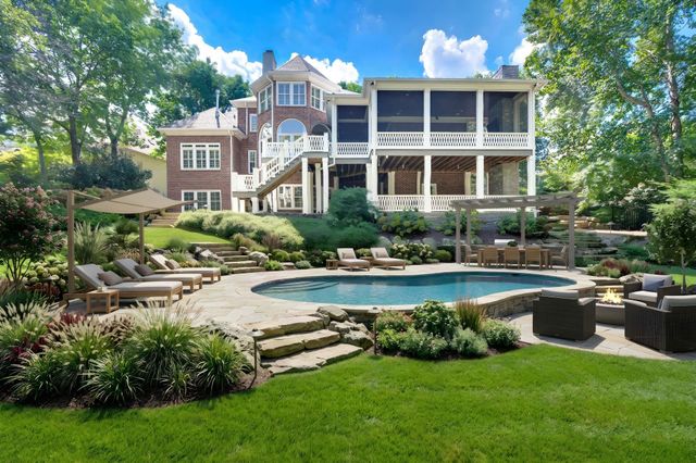 521 Grand Oaks Dr, Brentwood, TN 37027
