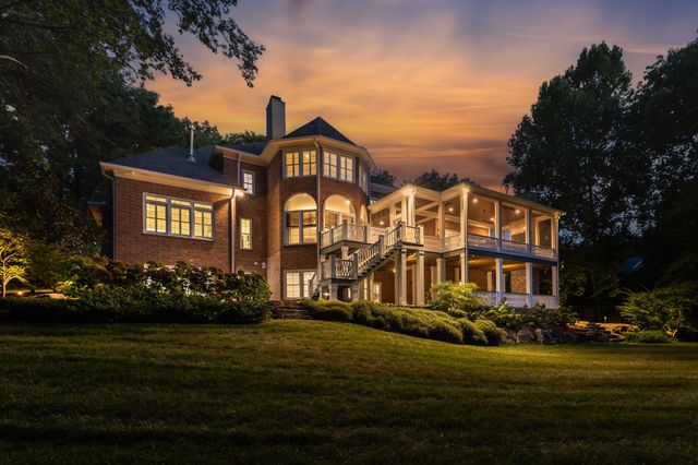 521 Grand Oaks Dr, Brentwood, TN 37027