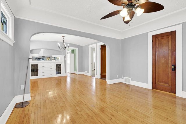 3679 E Birchwood AVENUE, Cudahy, WI 53110