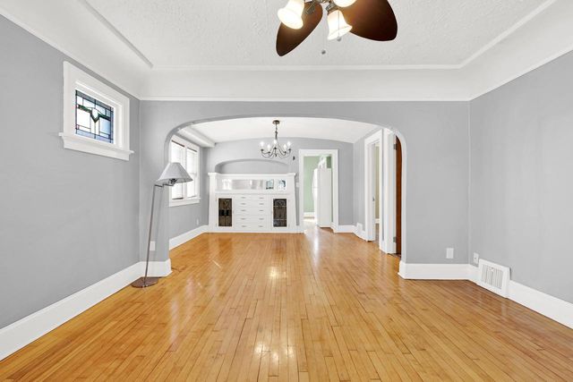 3679 E Birchwood AVENUE, Cudahy, WI 53110